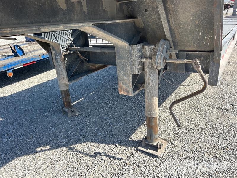 T/A Lowboy Trailer Zemie treileri