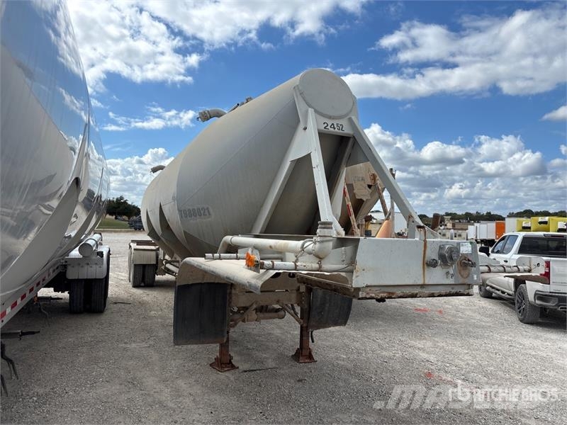 T/A Pneumatic Bulk Trailer Citas piekabes