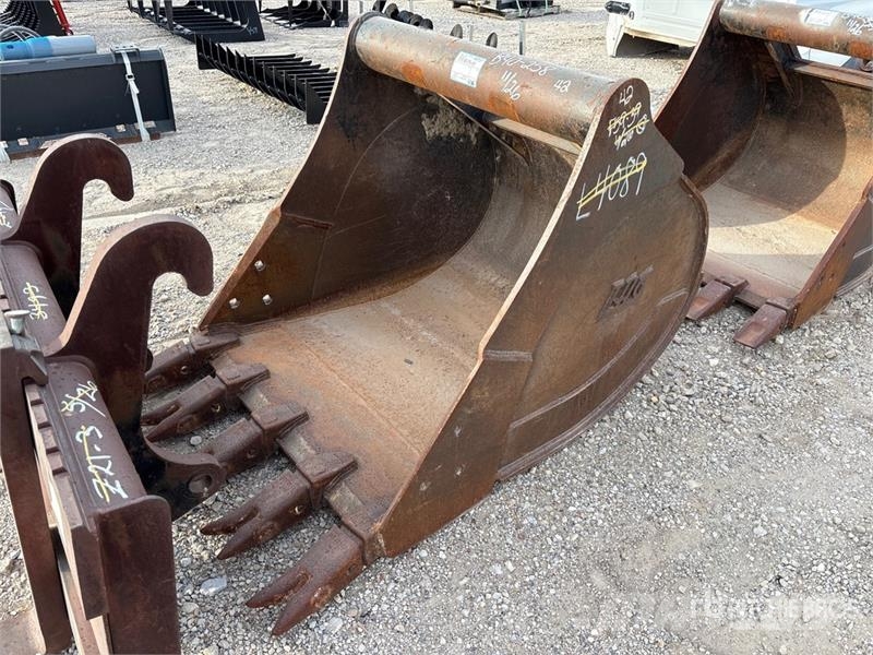 TAG Manufacturing 42 in . Excavator Bucket Cucharones
