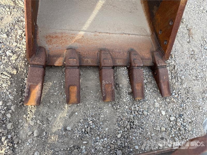 TAG Manufacturing 42 in Digging . Excavator Bucket Cucharones