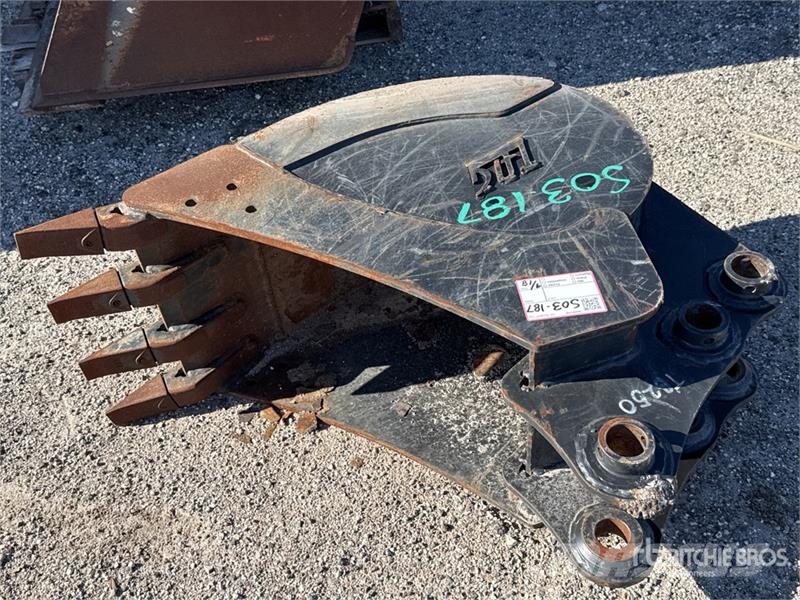 TAG TB250BKT18 18 in Digging Excavator Bucket دلاء