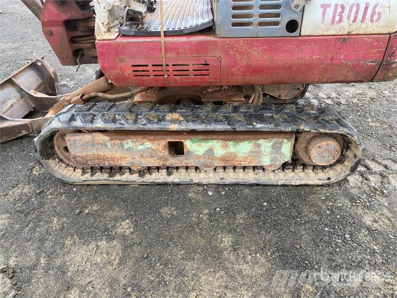 Takeuchi TB016 Miniekskavaatorid < 7 t