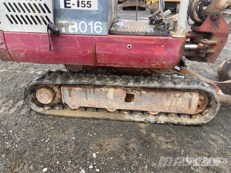 Takeuchi TB016 Miniekskavaatorid < 7 t