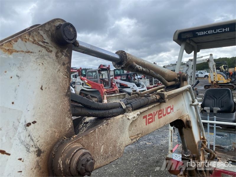 Takeuchi TB016 Miniekskavaatorid < 7 t