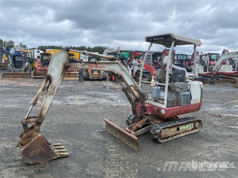 Takeuchi TB016 Miniekskavaatorid < 7 t