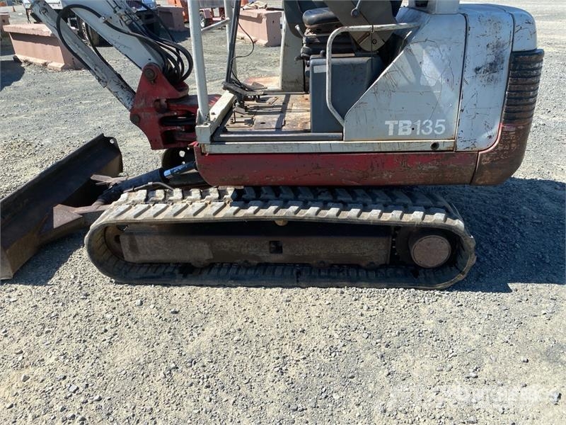Takeuchi TB135 Mini rýpadlá < 7t