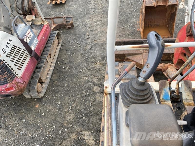 Takeuchi TB145 Miniekskavaatorid < 7 t