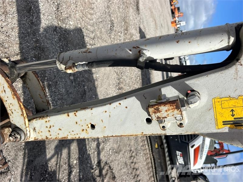 Takeuchi TB216 Mini bagri <7t