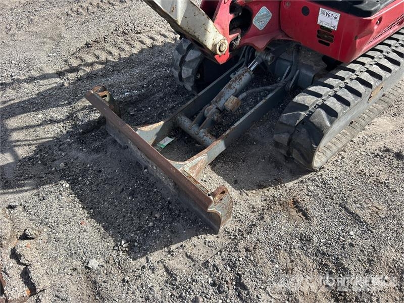 Takeuchi TB216 Mini bagri <7t