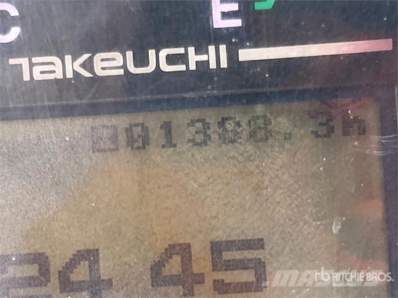 Takeuchi TB216 Mini bagri <7t