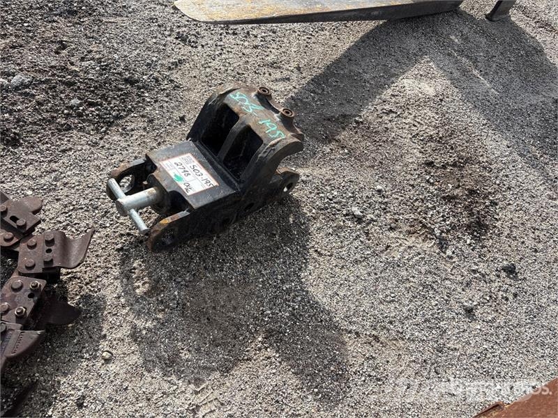 Takeuchi TB216QC 8 in Quick Coupler Quick connectors