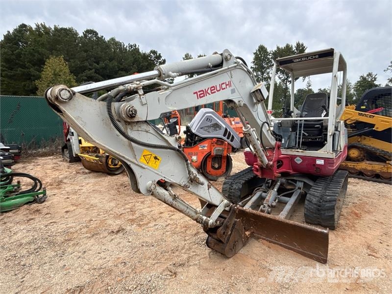 Takeuchi TB235 Minigravemaskiner