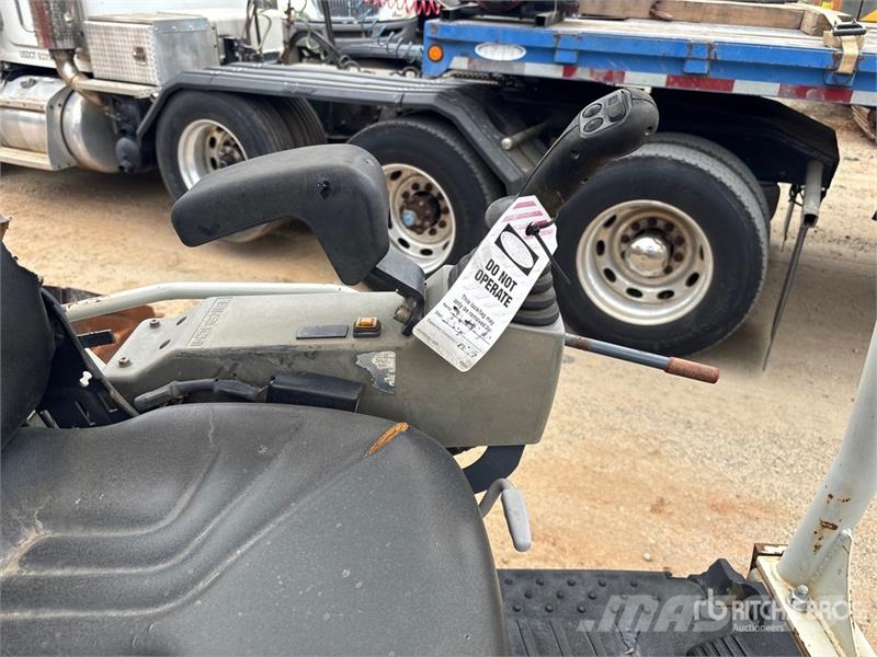 Takeuchi TB235 Minigravemaskiner