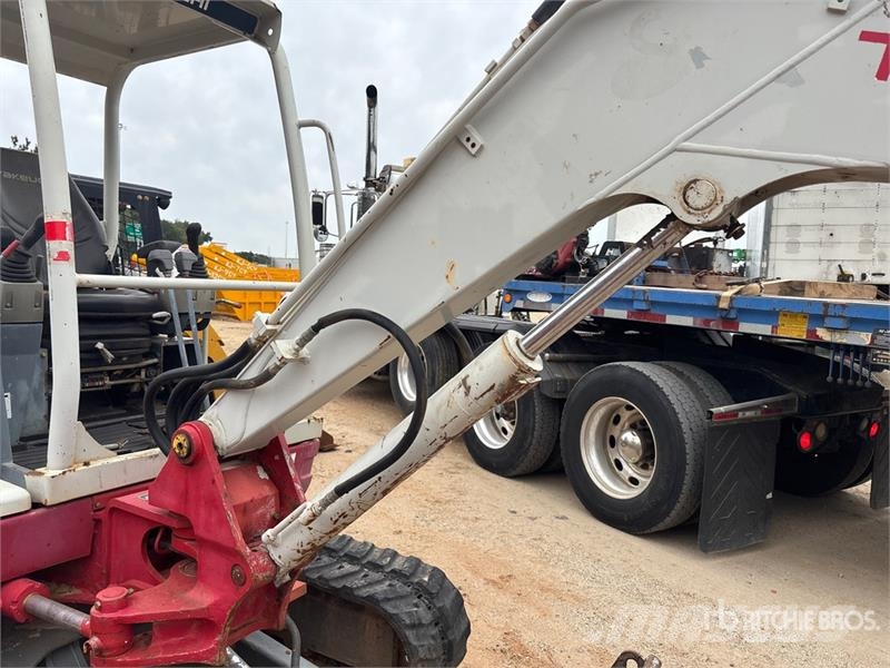 Takeuchi TB235 Minigravemaskiner