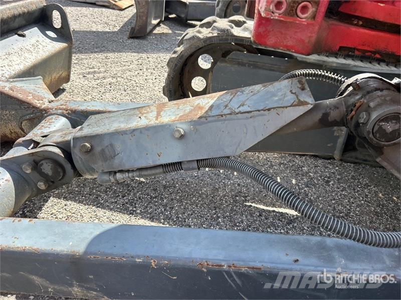 Takeuchi TB235-2 Mini Excavator Mini ekskavatori < 7 t