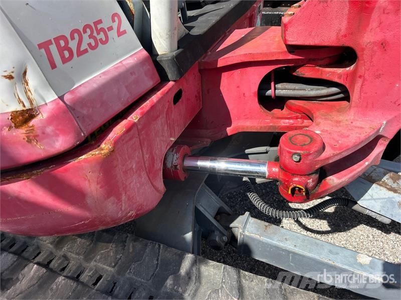 Takeuchi TB235-2 Mini Excavator Mini ekskavatori < 7 t