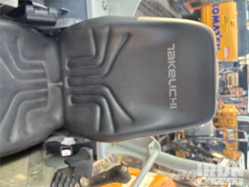 Takeuchi TB240 Mini excavadoras < 7t