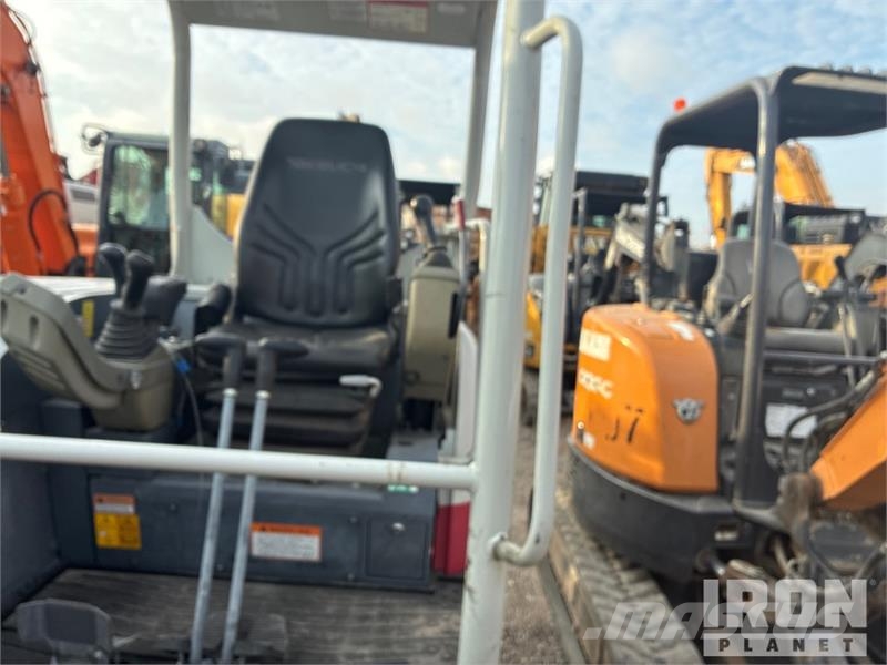 Takeuchi TB240 Mini excavadoras < 7t
