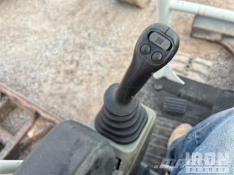 Takeuchi TB240 Mini excavadoras < 7t