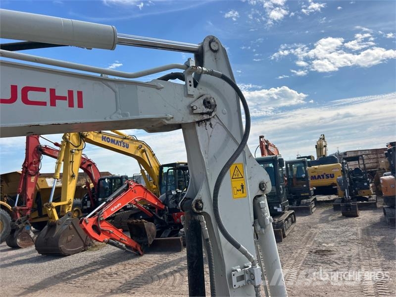 Takeuchi TB240 Miniescavatori