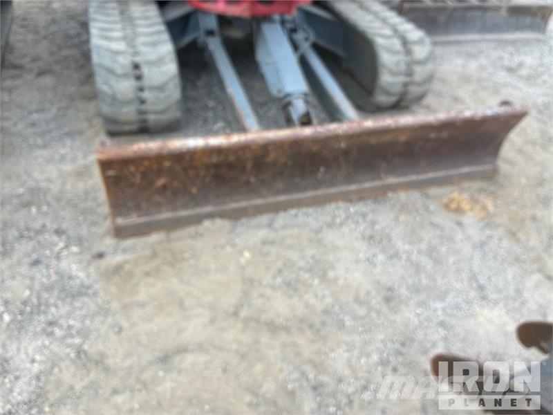 Takeuchi TB240 Mini excavadoras < 7t