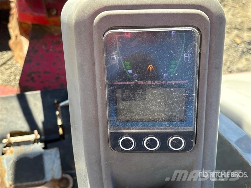 Takeuchi TB240 حفارات صغيرة أقل من 7 طن (حفارات صغيرة)