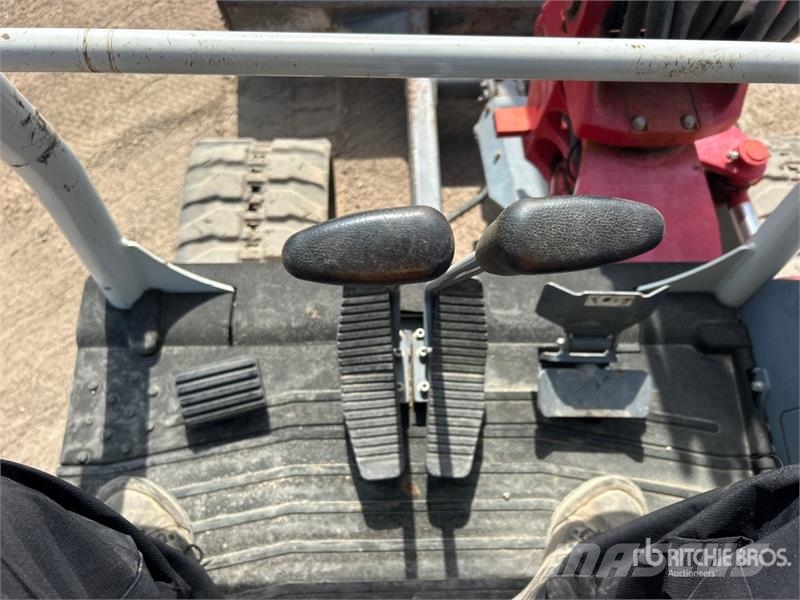 Takeuchi TB240 Miniescavatori