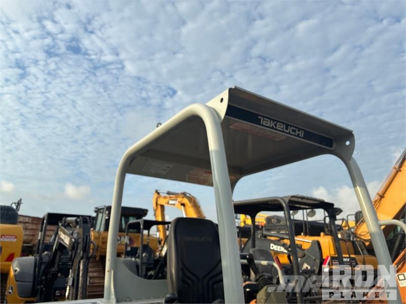 Takeuchi TB240 Mini excavadoras < 7t