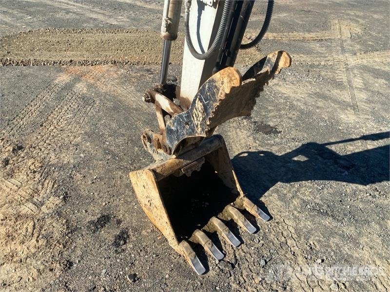 Takeuchi TB240 Minigravemaskiner