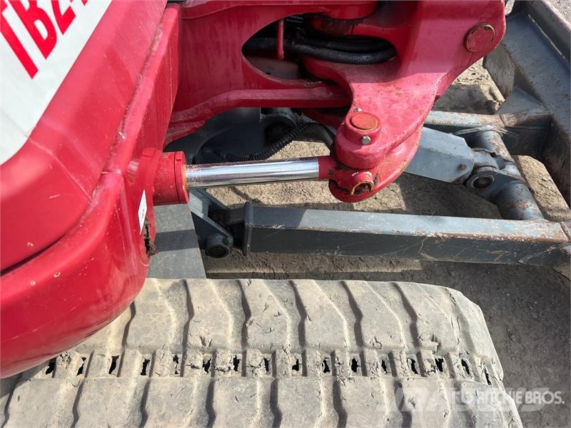 Takeuchi TB240 Miniescavatori