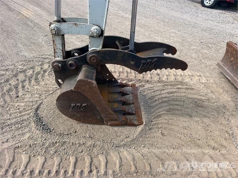 Takeuchi TB240 Miniescavatori