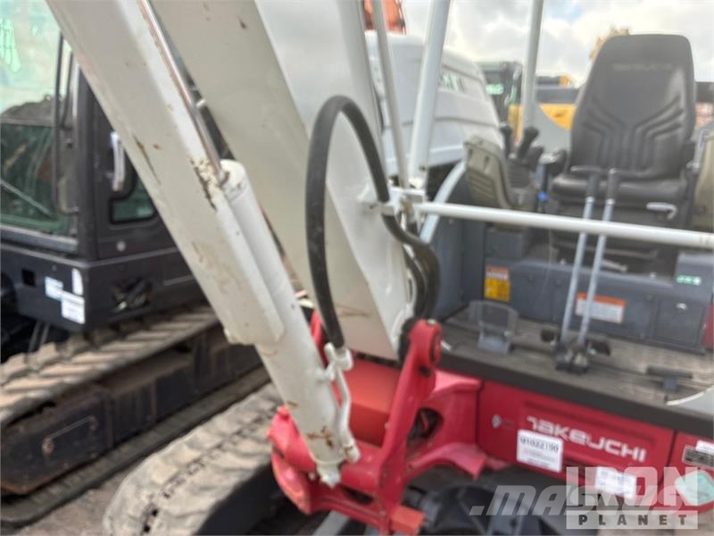 Takeuchi TB240 Mini excavadoras < 7t
