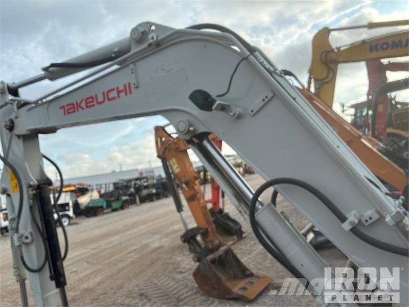 Takeuchi TB240 Mini excavadoras < 7t