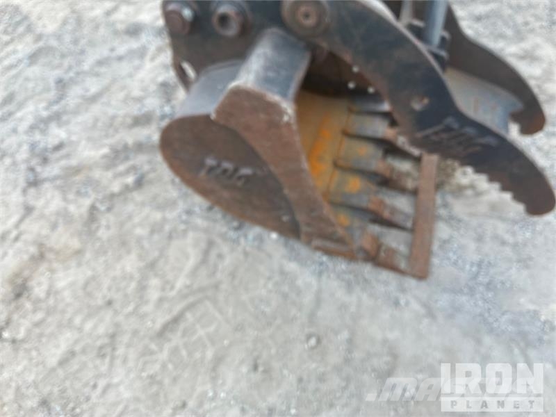 Takeuchi TB240 Mini excavadoras < 7t