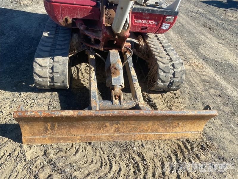Takeuchi TB240 Minigravemaskiner