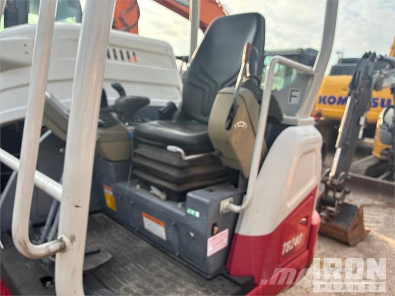 Takeuchi TB240 Mini excavadoras < 7t