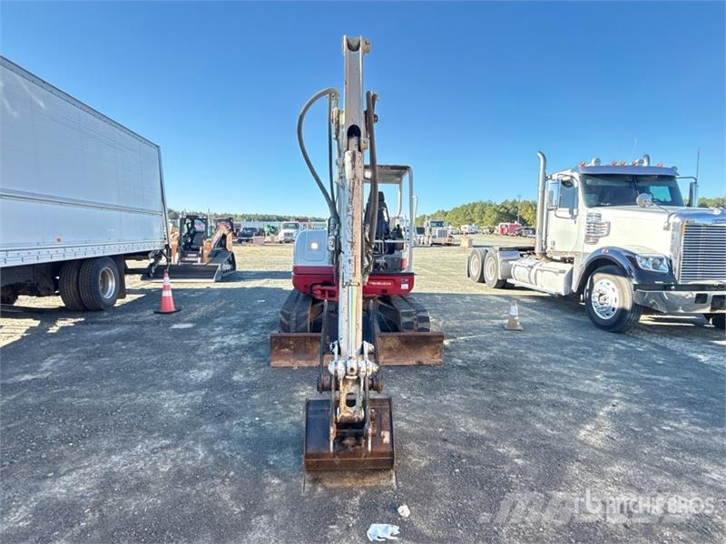 Takeuchi TB260 Mini bagri <7t