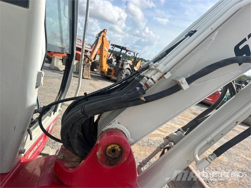 Takeuchi TB260 حفارات صغيرة أقل من 7 طن (حفارات صغيرة)