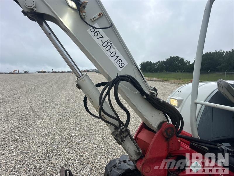 Takeuchi TB260 Minigrävare < 7t