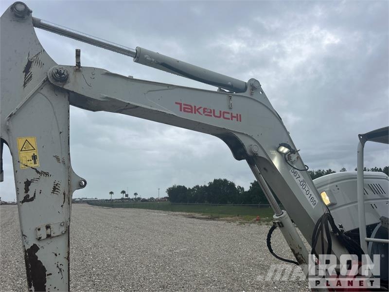 Takeuchi TB260 Minigrävare < 7t