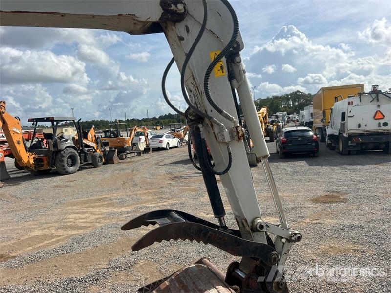 Takeuchi TB260 حفارات صغيرة أقل من 7 طن (حفارات صغيرة)