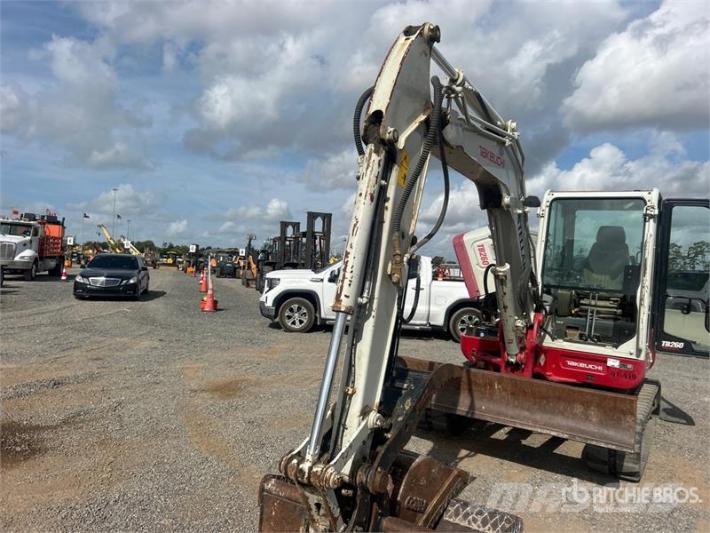Takeuchi TB260 حفارات صغيرة أقل من 7 طن (حفارات صغيرة)