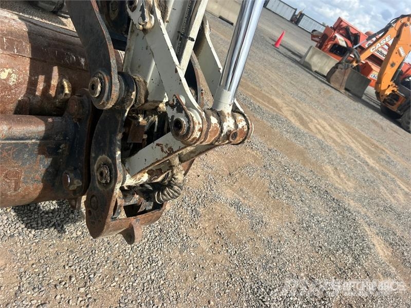 Takeuchi TB260 حفارات صغيرة أقل من 7 طن (حفارات صغيرة)
