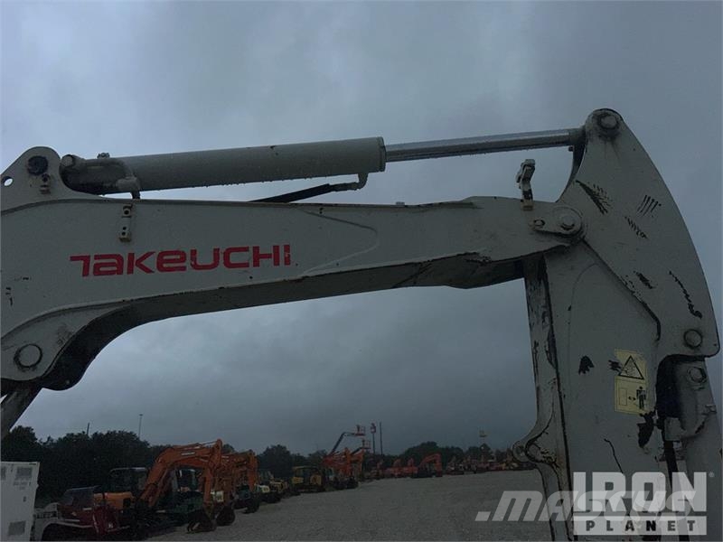 Takeuchi TB260 Minigrävare < 7t