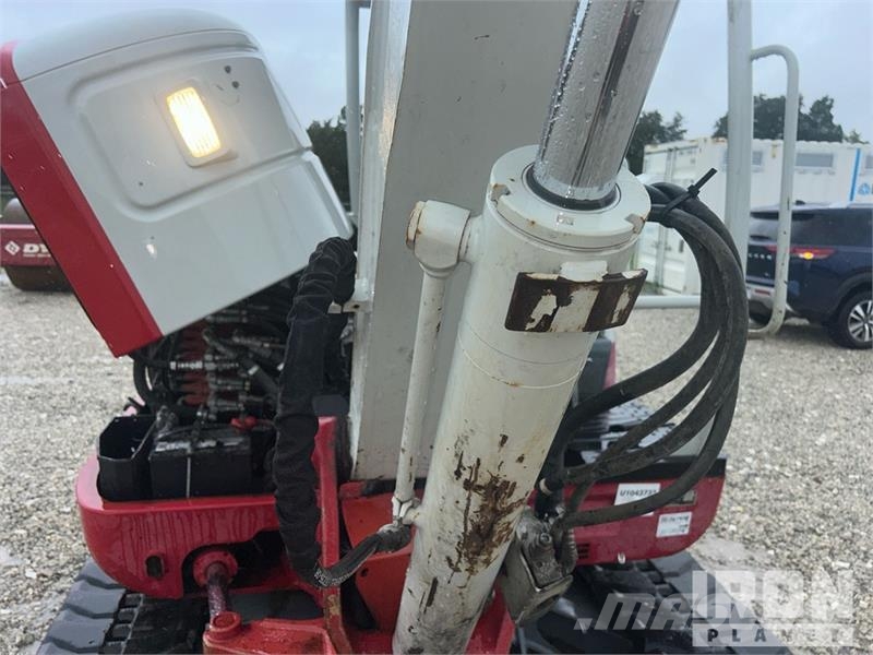 Takeuchi TB260 Minigrävare < 7t