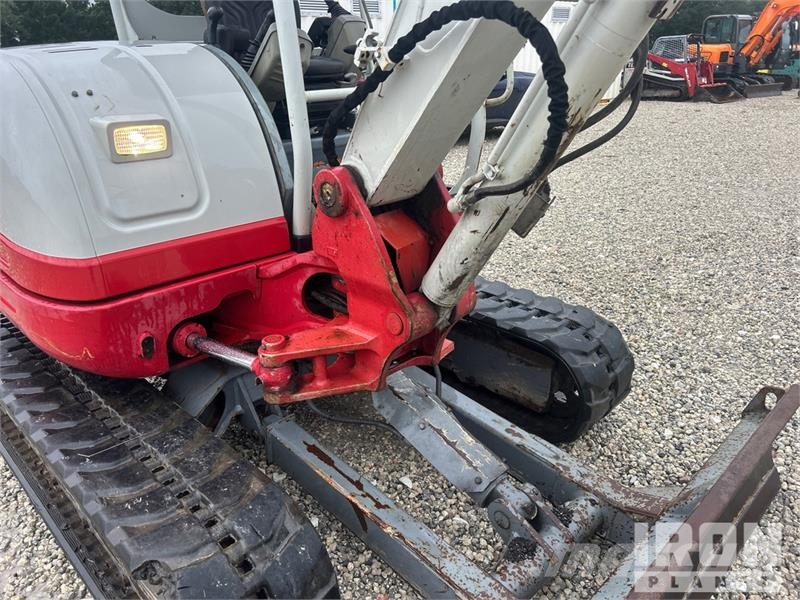 Takeuchi TB260 Minigrävare < 7t