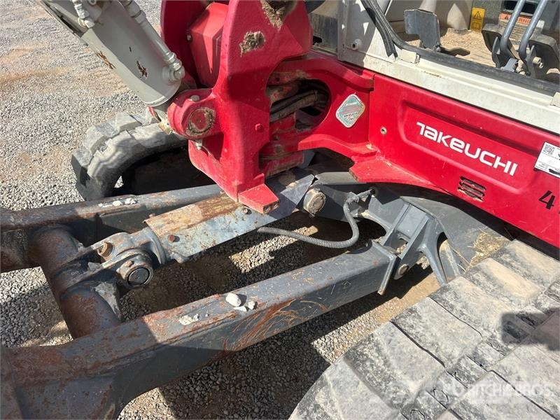 Takeuchi TB260 حفارات صغيرة أقل من 7 طن (حفارات صغيرة)