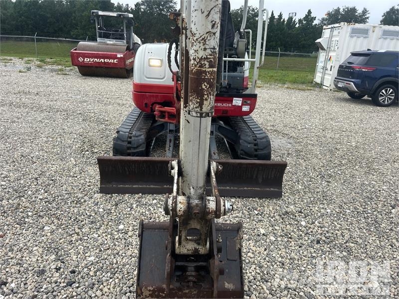 Takeuchi TB260 Minigrävare < 7t