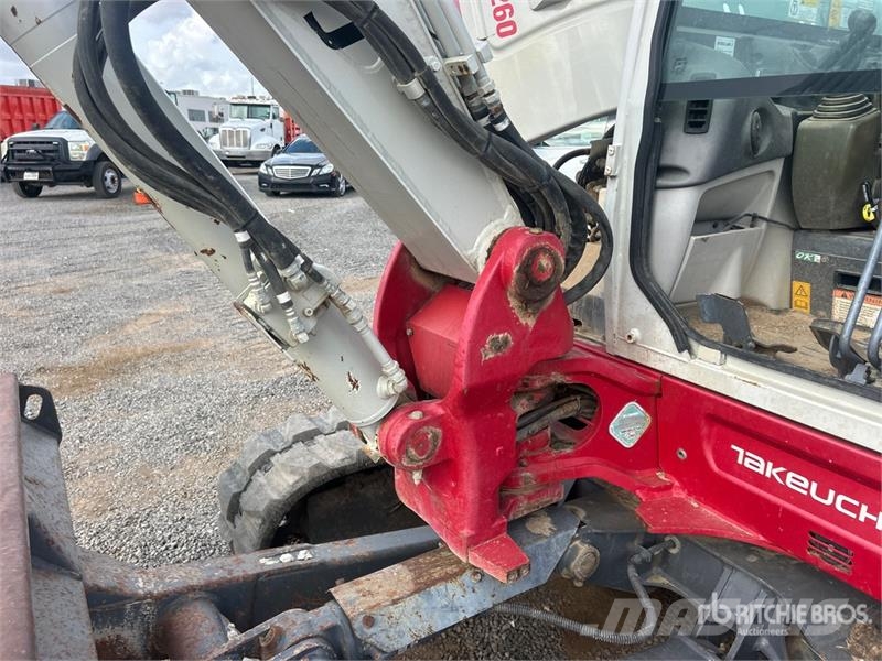 Takeuchi TB260 حفارات صغيرة أقل من 7 طن (حفارات صغيرة)