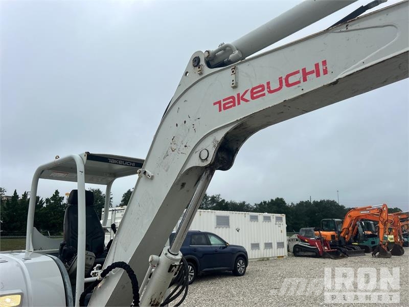 Takeuchi TB260 Minigrävare < 7t
